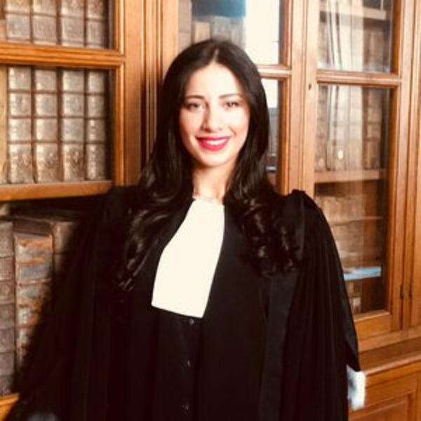 Maître Nora Yahiaoui, avocat à Paris