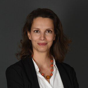 Photo de profil de Maître Inès Jousset